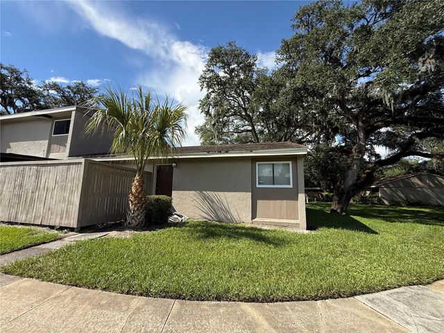 8649 LAKE ISLE DRIVE 182, Temple Terrace, FL 33637