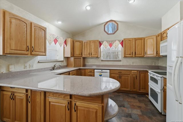 845 Gallagher, Canyon Lake, TX 78133