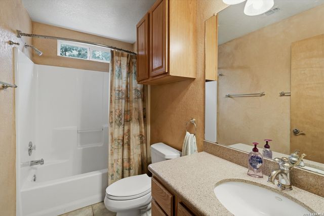 845 Gallagher, Canyon Lake, TX 78133