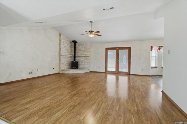 845 Gallagher, Canyon Lake, TX 78133