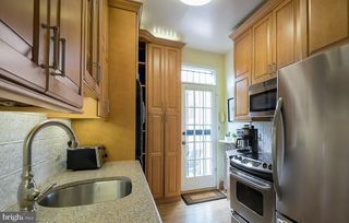 519 10TH ST SE, Washington, DC 20003