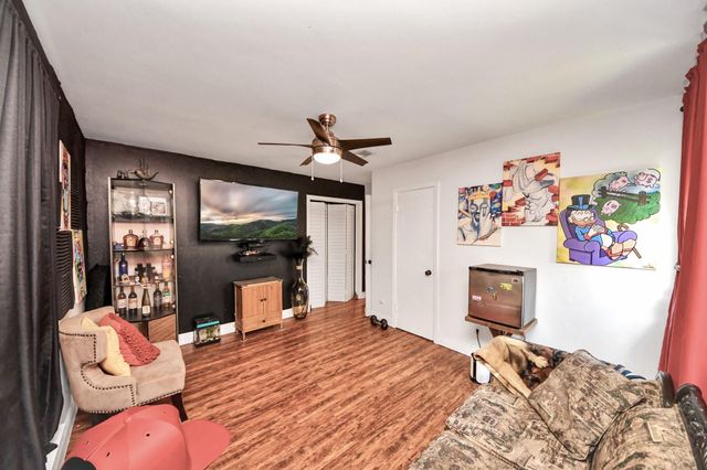 3901 Jeanetta Street, Houston, TX 77063