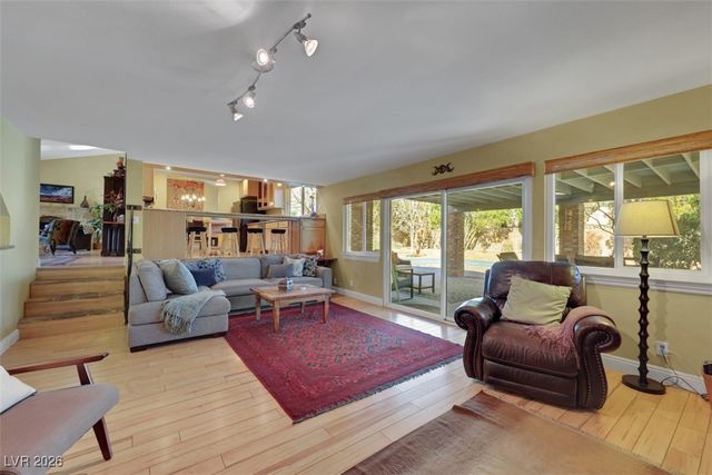 5844 Buhl Court, Las Vegas, NV 89103