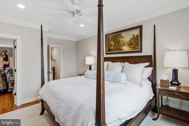 2916 18TH ST NW, Washington, DC 20009