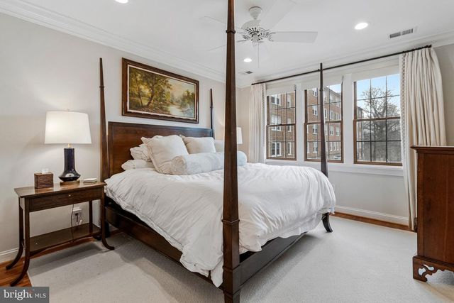 2916 18TH ST NW, Washington, DC 20009