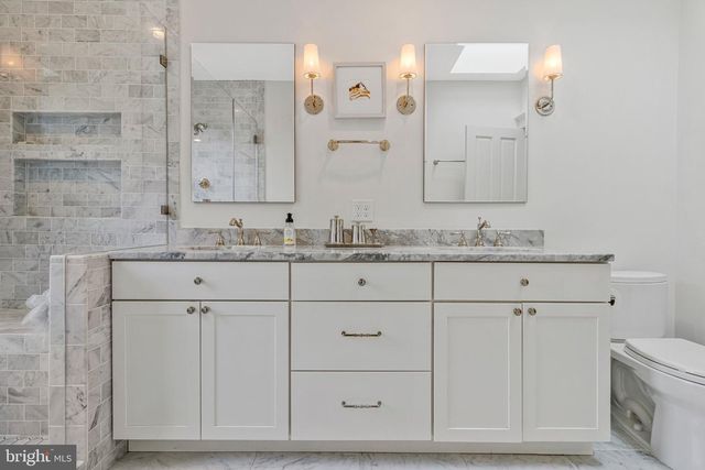 2916 18TH ST NW, Washington, DC 20009