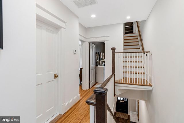 2916 18TH ST NW, Washington, DC 20009