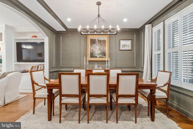 2916 18TH ST NW, Washington, DC 20009