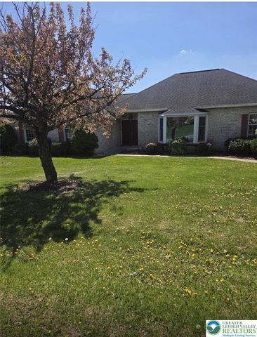 4621 Willow Lane, Lower Nazareth Twp, PA 18064