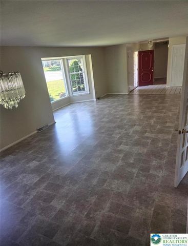 4621 Willow Lane, Lower Nazareth Twp, PA 18064