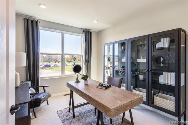 3065 Wyvern, Lake Orion, MI 48259