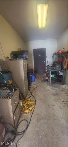 325 Brookshire Oval, Hinckley, OH 44233