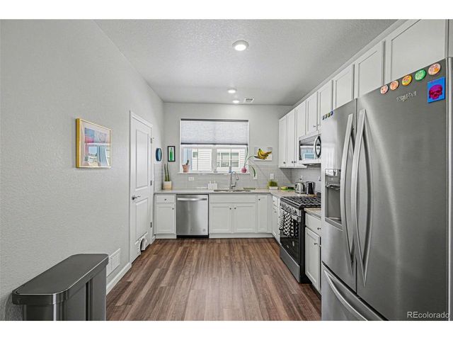 6998 Ipswich Ct, Castle Pines, CO 80108