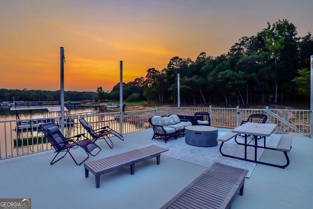215 Carlota Way, Hartwell, GA 30643