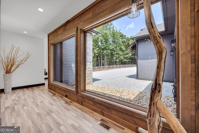 215 Carlota Way, Hartwell, GA 30643