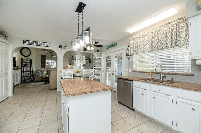 15947 Pinyon Creek Drive, Houston, TX 77095