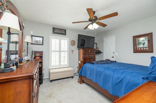 15947 Pinyon Creek Drive, Houston, TX 77095