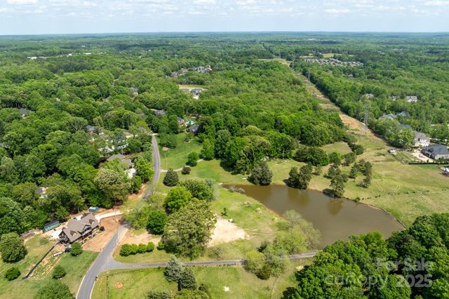 8805 Wingard Drive, Waxhaw, NC 28173