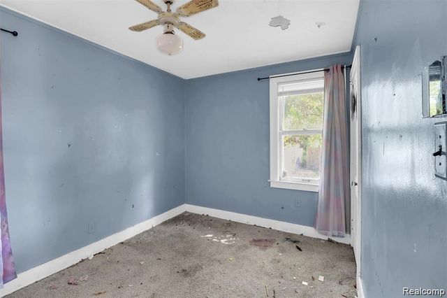 15354 Stansbury Street, Detroit, MI 48227