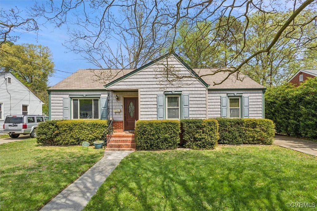 627 Sedgefield Dr, Newport News, VA 23605