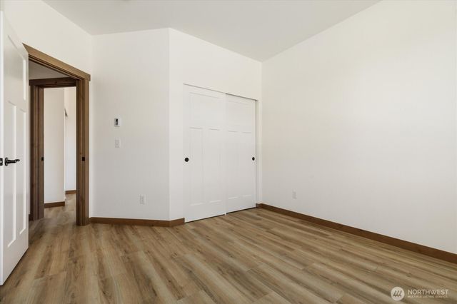 900 NW Shire Street, Oak Harbor, WA 98277