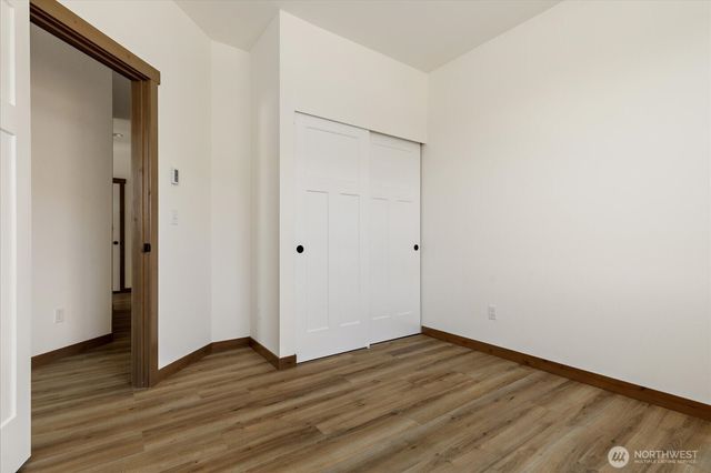 900 NW Shire Street, Oak Harbor, WA 98277