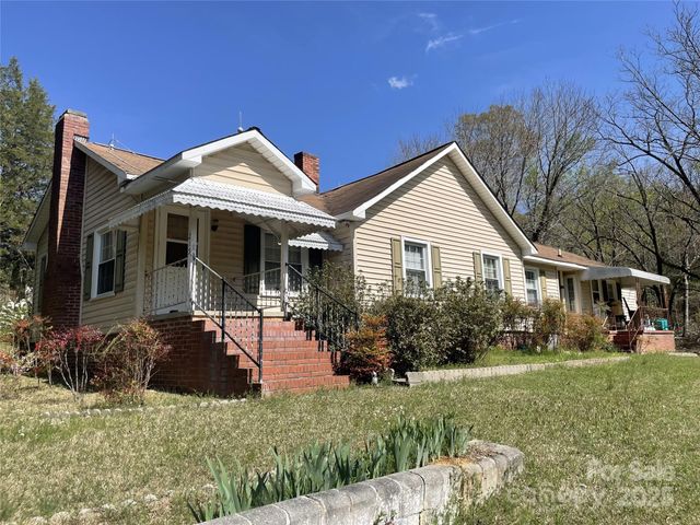 215 Old Dixie Road, Lancaster, SC 29720