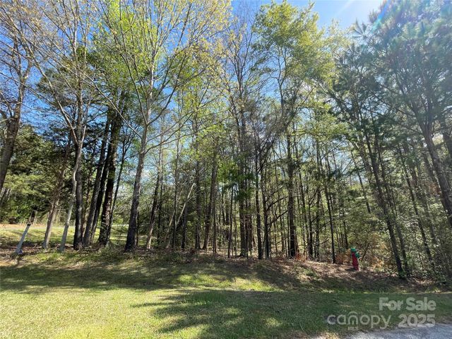 215 Old Dixie Road, Lancaster, SC 29720