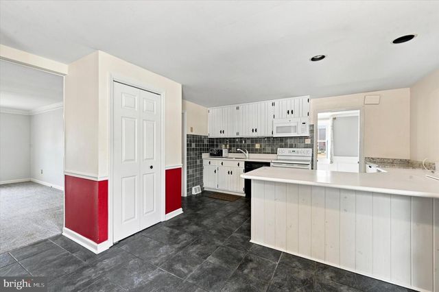 529 CLAREMONT RD, Springfield, PA 19064