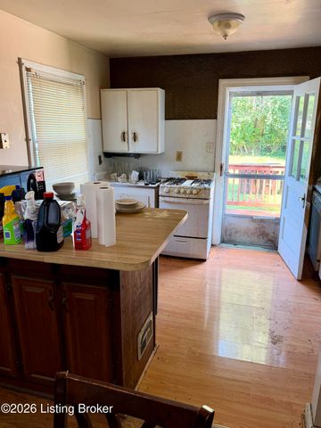 4033 Massie Ave, Louisville, KY 40207