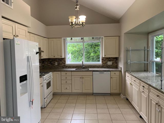 6728 ANDERS TER, Springfield, VA 22151