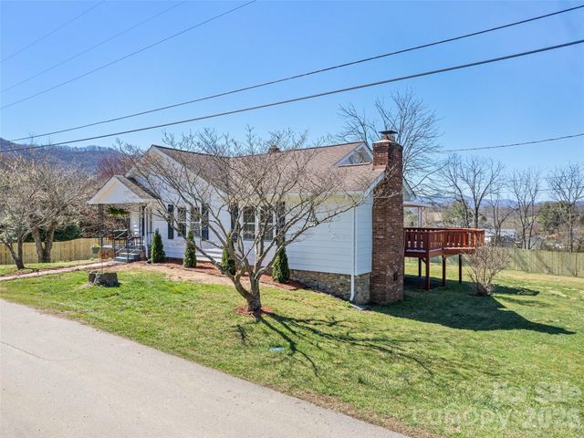 157 Morgan Street, Canton, NC 28716