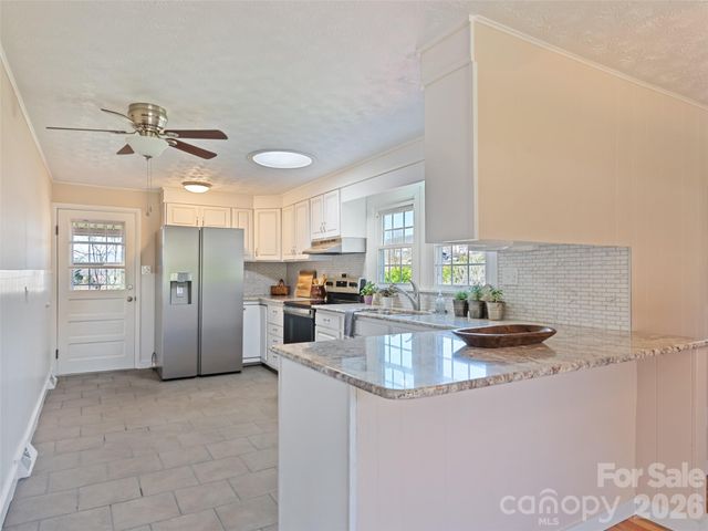 157 Morgan Street, Canton, NC 28716