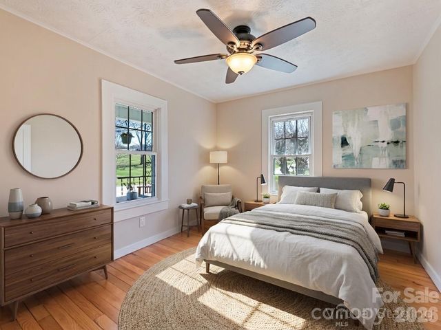 157 Morgan Street, Canton, NC 28716