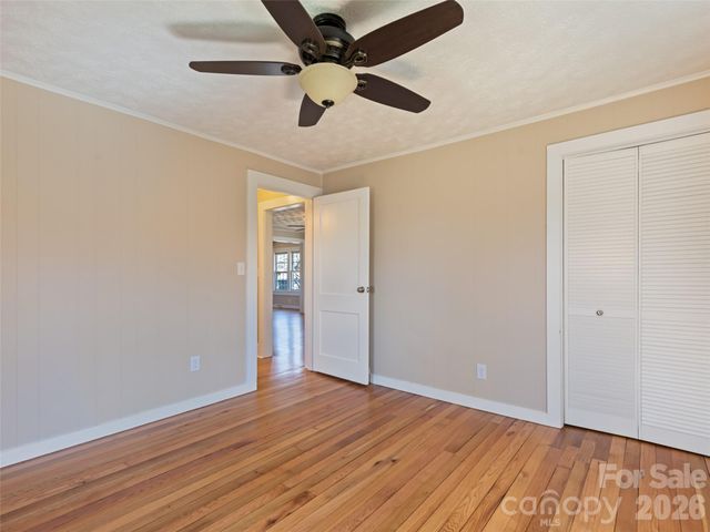 157 Morgan Street, Canton, NC 28716