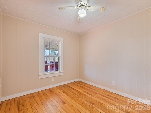 157 Morgan Street, Canton, NC 28716