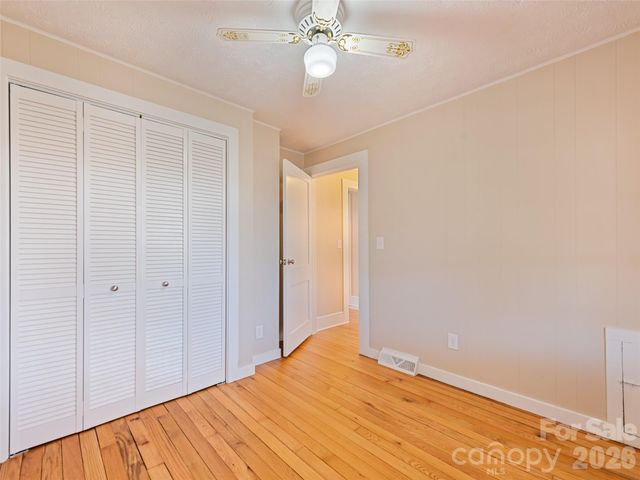 157 Morgan Street, Canton, NC 28716
