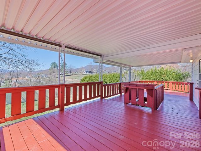 157 Morgan Street, Canton, NC 28716