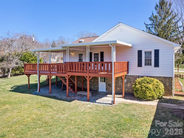 157 Morgan Street, Canton, NC 28716