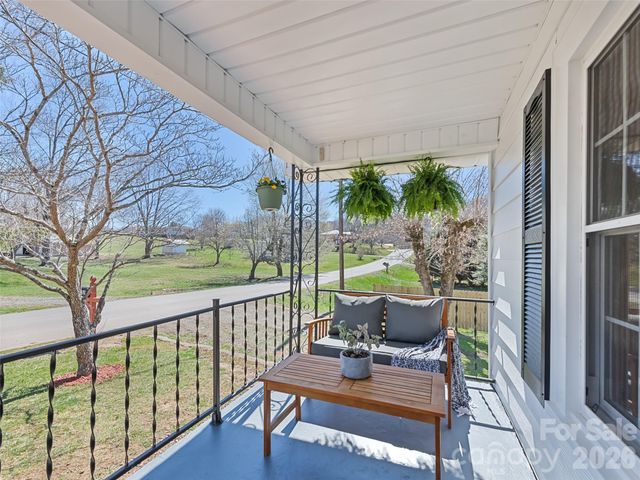 157 Morgan Street, Canton, NC 28716