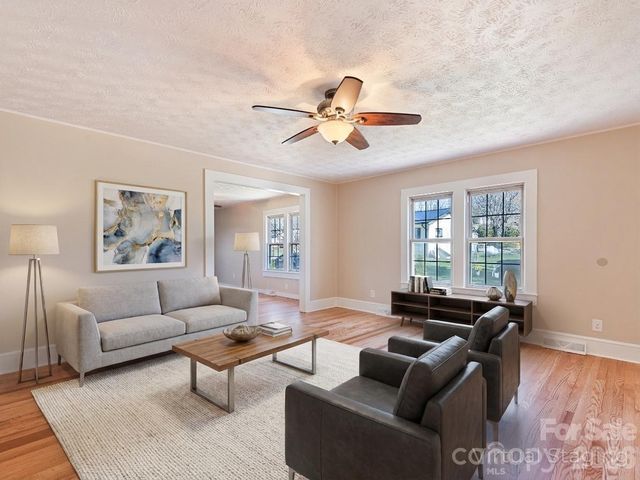 157 Morgan Street, Canton, NC 28716