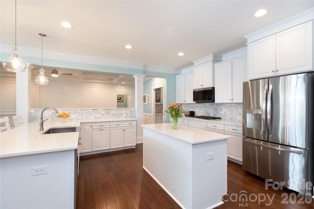 10861 Parkhall Drive, Harrisburg, NC 28075