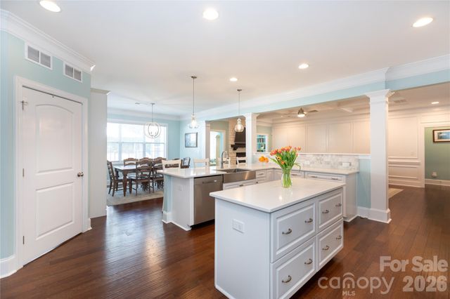 10861 Parkhall Drive, Harrisburg, NC 28075