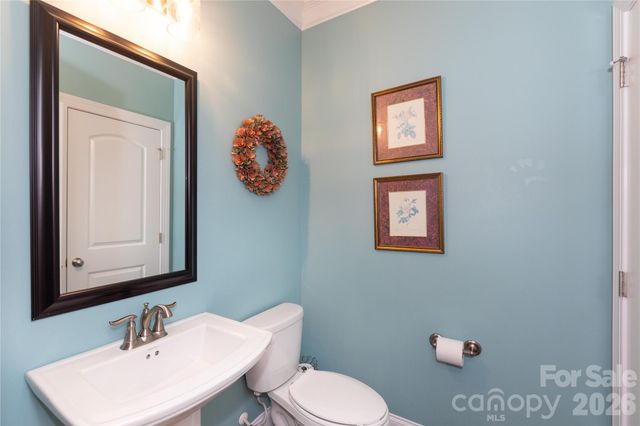 10861 Parkhall Drive, Harrisburg, NC 28075