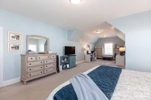 10861 Parkhall Drive, Harrisburg, NC 28075