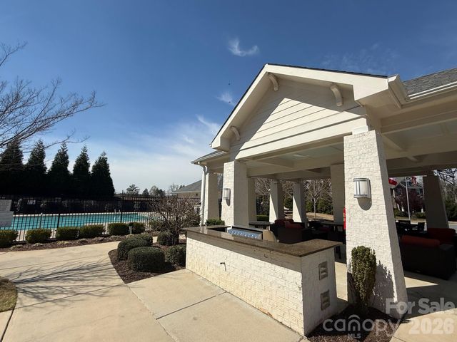 10861 Parkhall Drive, Harrisburg, NC 28075