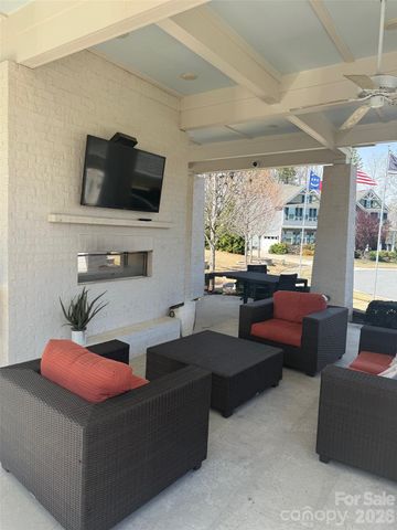 10861 Parkhall Drive, Harrisburg, NC 28075