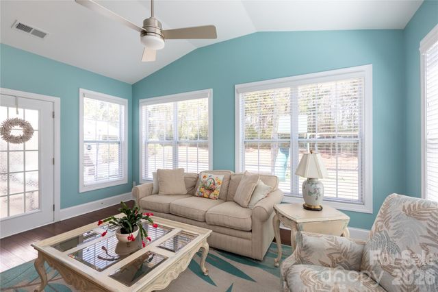 10861 Parkhall Drive, Harrisburg, NC 28075