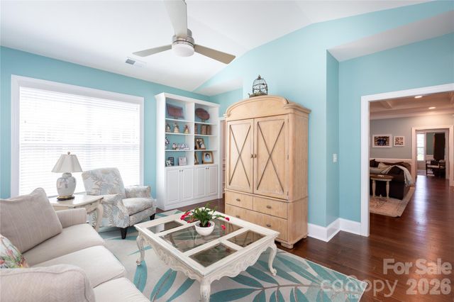 10861 Parkhall Drive, Harrisburg, NC 28075