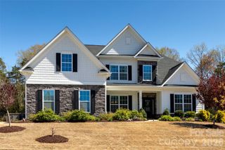 10861 Parkhall Drive, Harrisburg, NC 28075